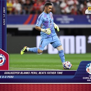 Claudio Bravo - Panini Instant Copa America #3 - Red /25