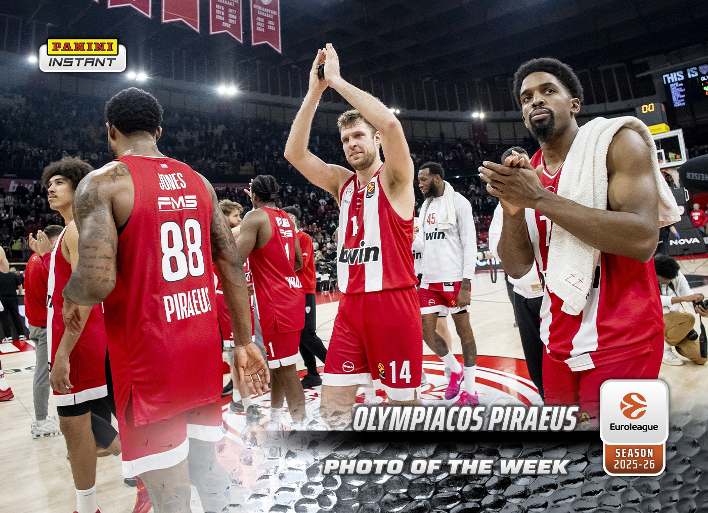 Olympiacos Piraeus - 2025-26 Panini Instant EuroLeague Photo of the Week #20 - Metallic /5