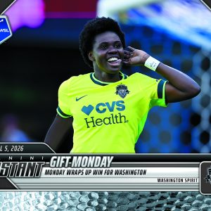 Gift Monday - 2026 Panini Instant NWSL #34 - Metallic /5