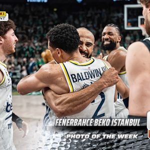 Fenerbahce Beko Istanbul - 2025-26 Panini Instant EuroLeague Photo of the Week #32 - Metallic /5