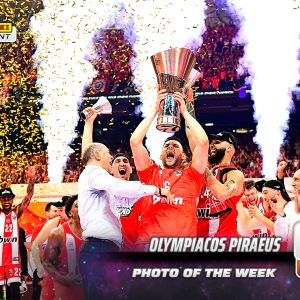 Olympiacos Piraeus - 2025-26 Panini Instant EuroLeague Photo of the Week #34 - Galaxy 1/1