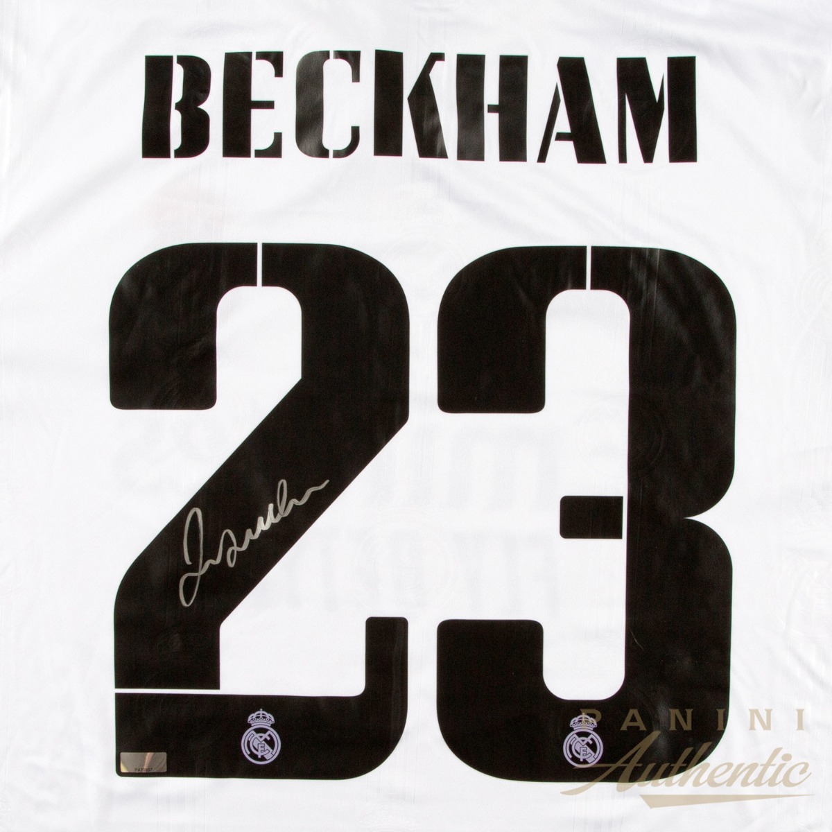 David Beckham Autographed #23 Real Madrid 2022-23 Replica Long-Sleeve Home Jersey ~Open Edition Item~ - Image 2